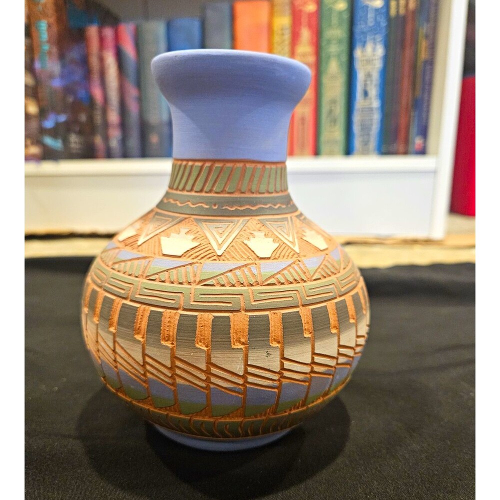 Navajo Etchware Bud Vase Pot Signed T. W. Native American Art Etched